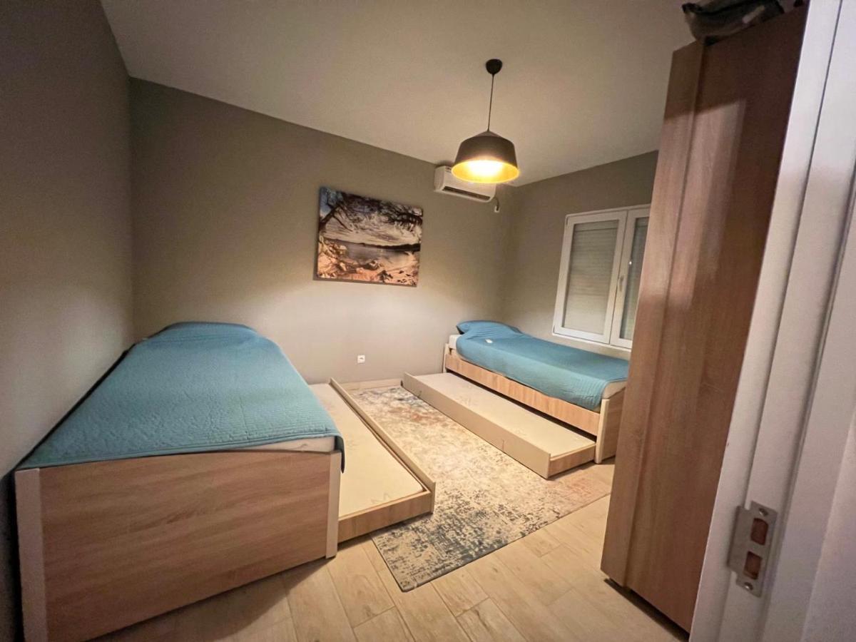 Villaversa Ulcinj Eksteriør billede
